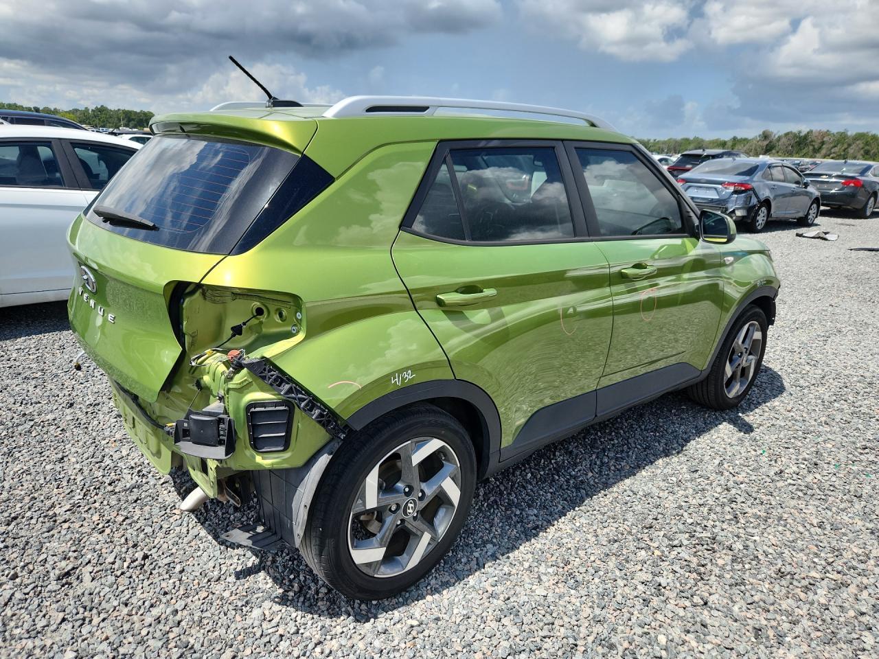 2023 Hyundai Venue Sel - Фото 3