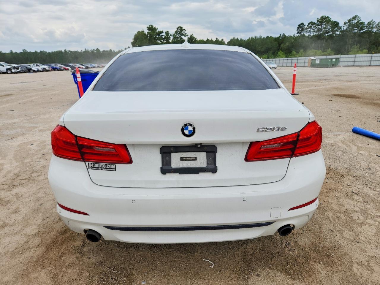 2018 BMW 530Xe - Фото 6