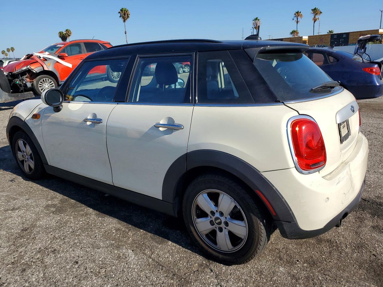 2015 Mini Cooper - Фото 2
