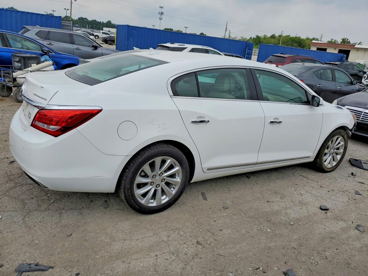 2014 Buick Lacrosse - Image 3