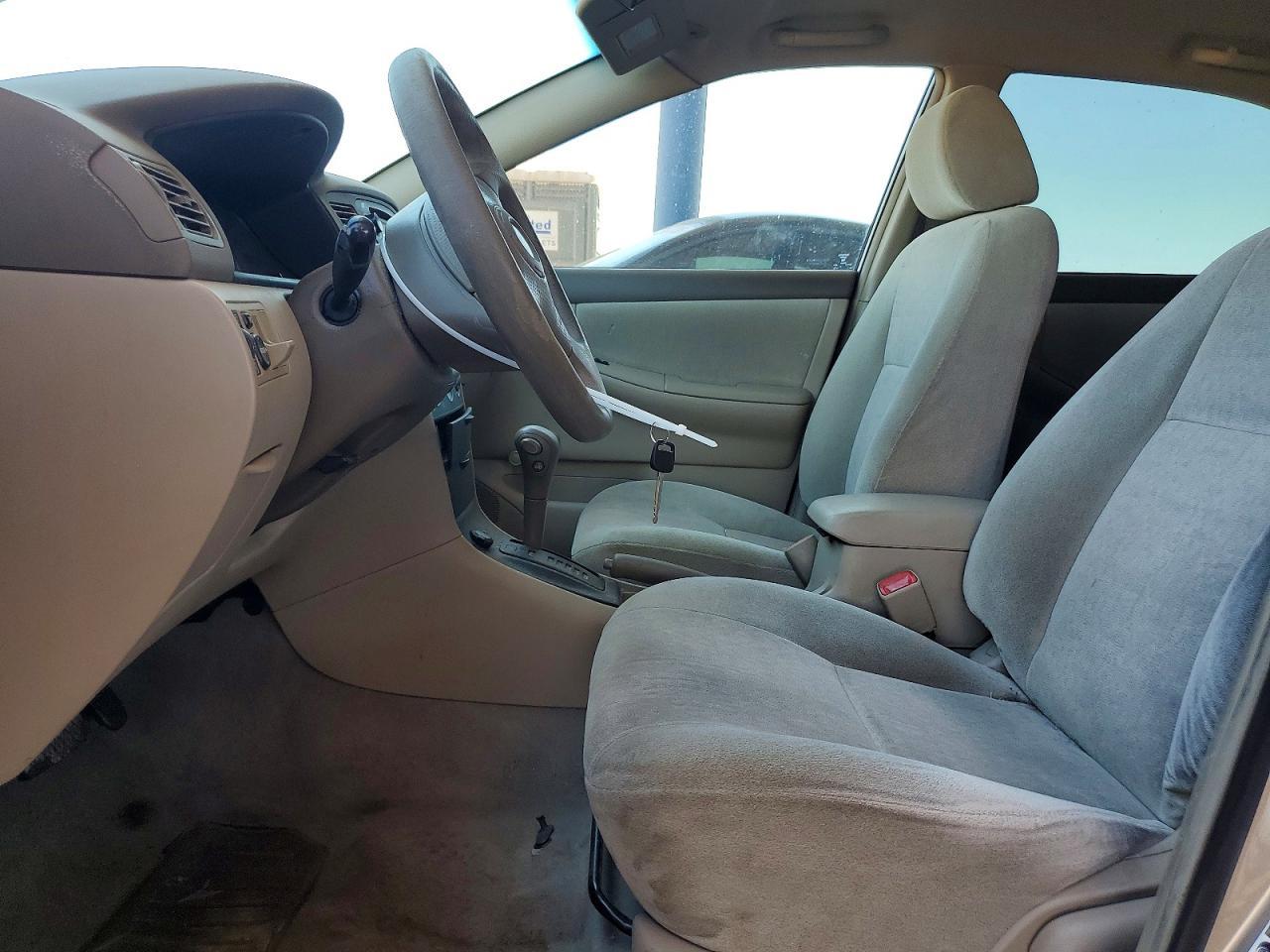 2004 Toyota Corolla Ce - Фото 7