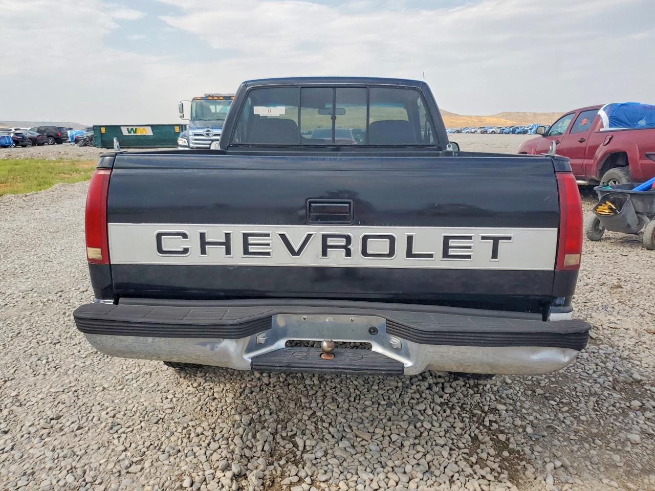 1992 Chevrolet Gmt-400 C1500 - Image 6