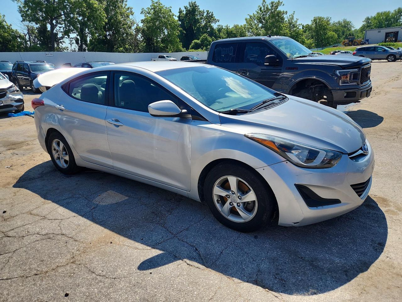2014 Hyun Elantra - Image 4