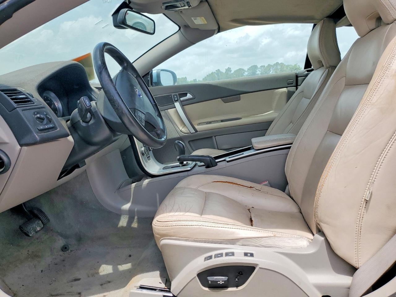 2011 Volvo C70 T5 - Image 7