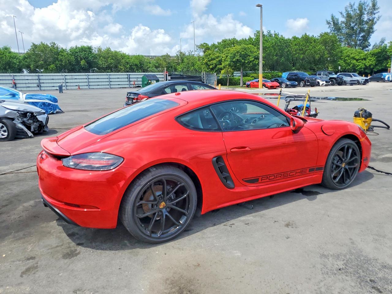 2025 Porsche Cayman Base - Фото 3