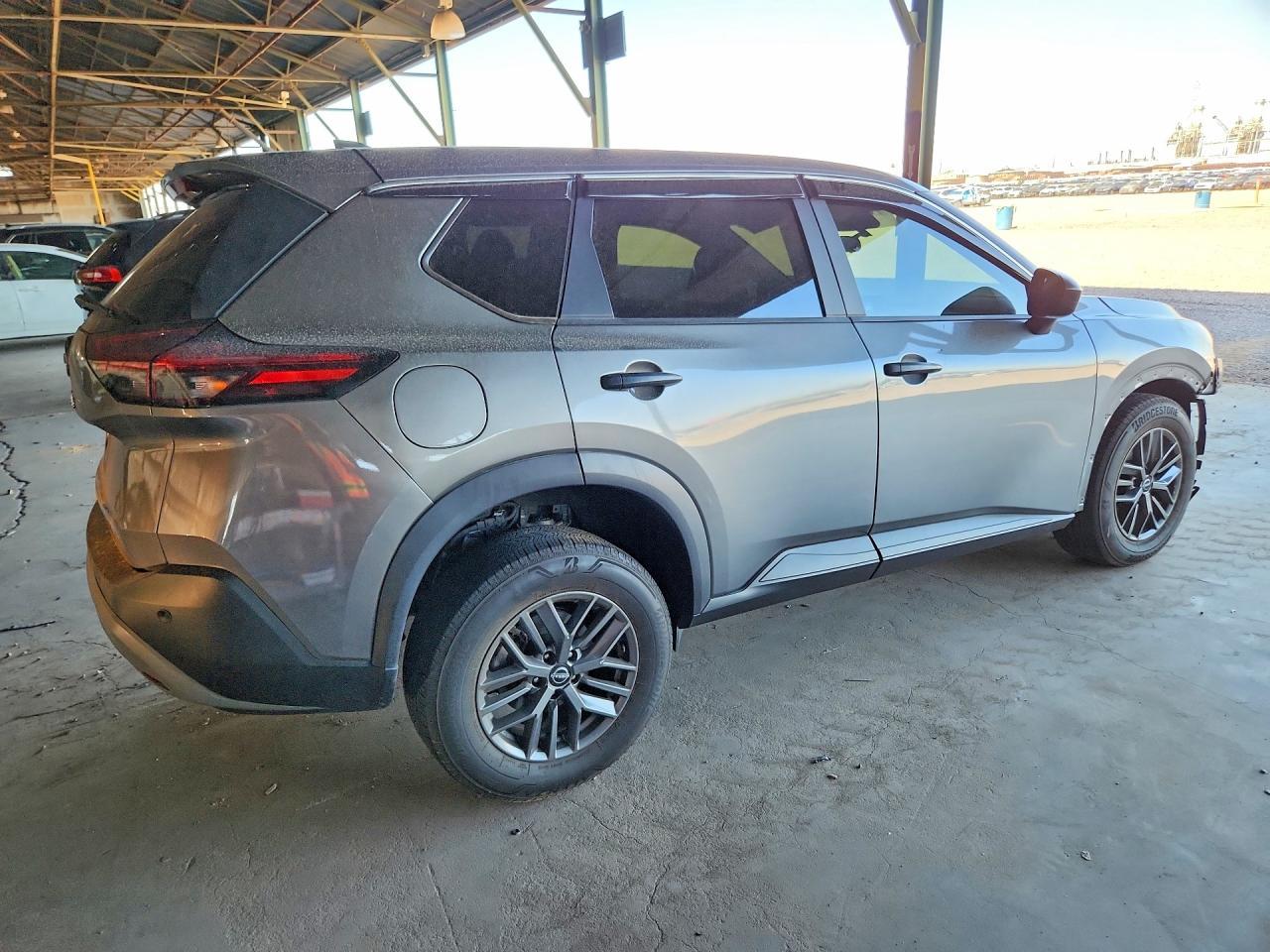 2023 Nissan Rogue S - Фото 3