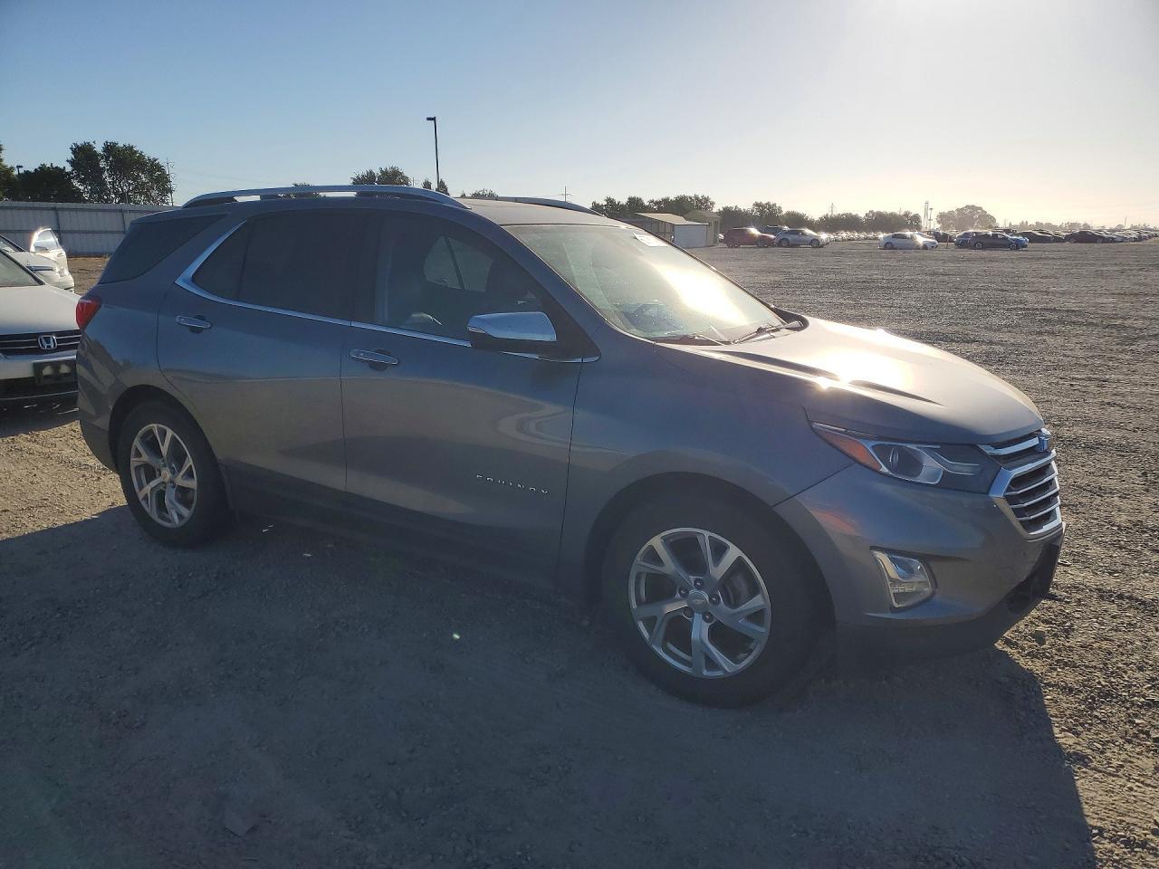 2018 Chevrolet Equinox Premier - Фото 4