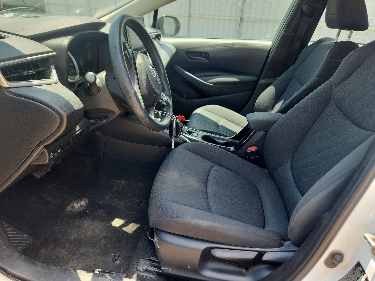 2022 Toyota Corolla Le - Image 7