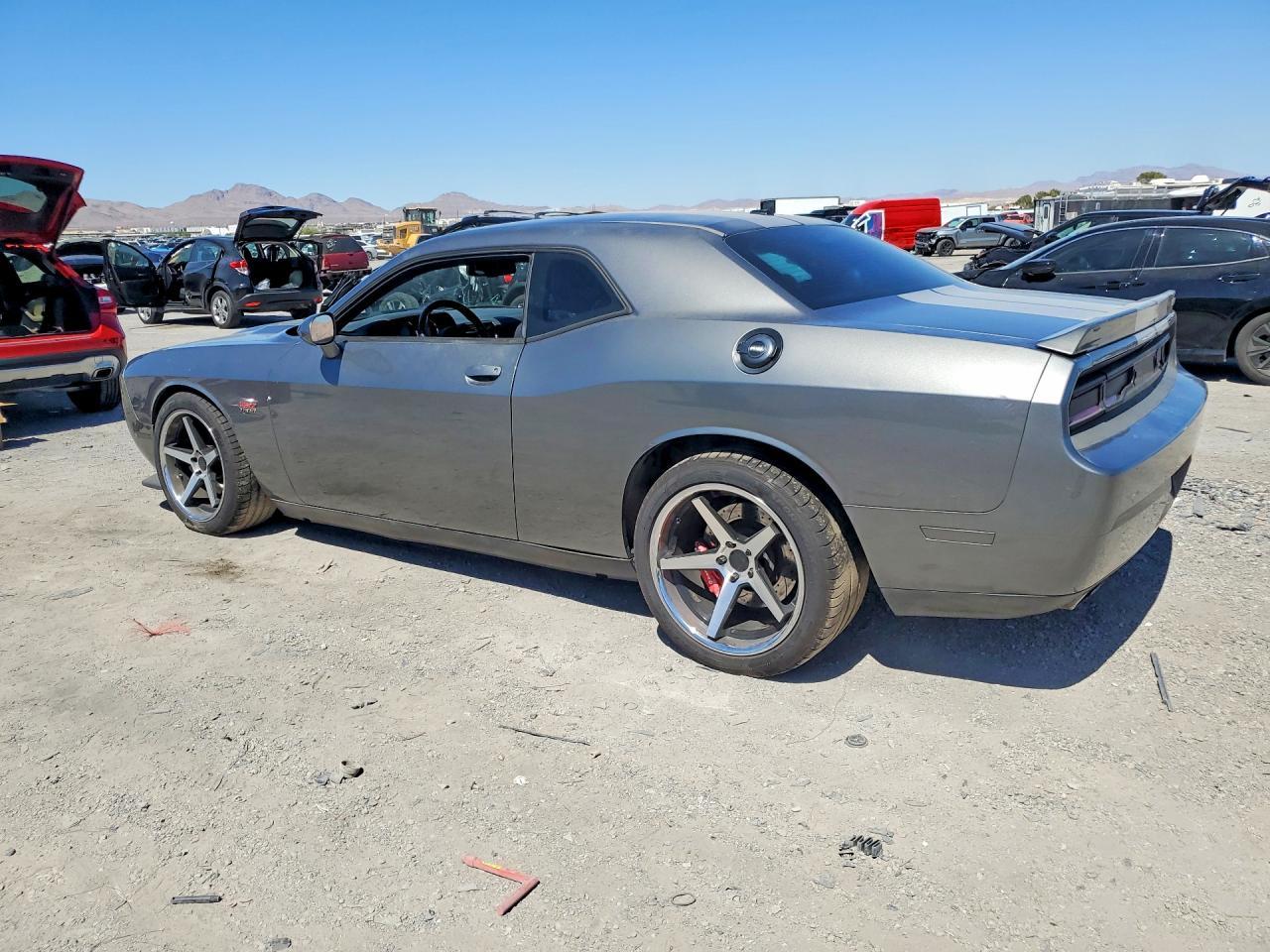2012 Dodge Challenger Srt-8 - Фото 2