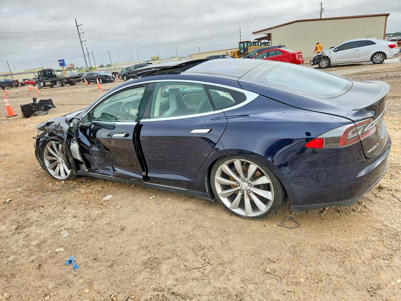 2013 Tesla Model S - Фото 2