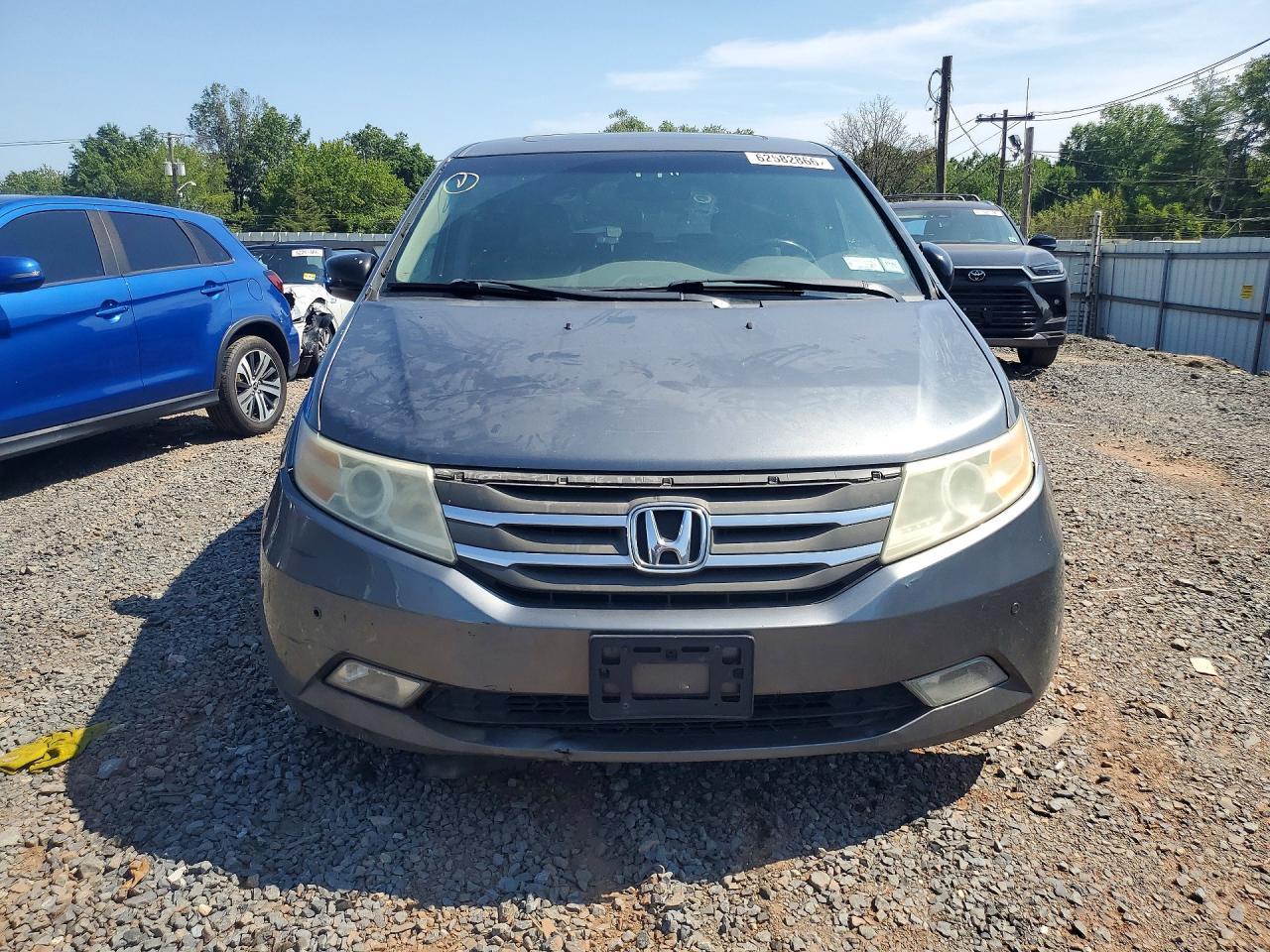 2011 Honda Odyssey Touring - Фото 5
