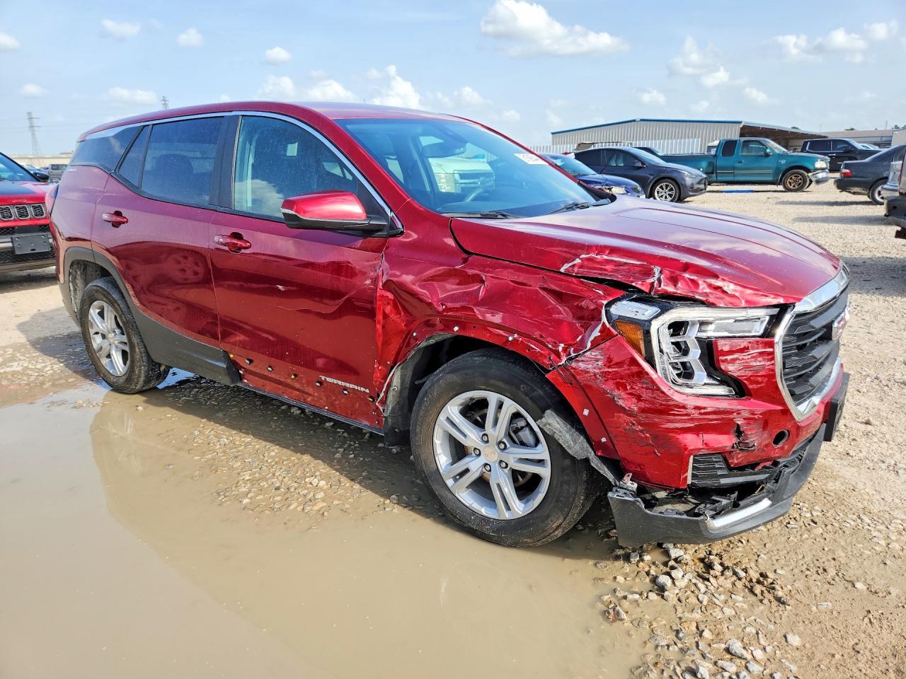 2024 GMC Terrain Sle - Image 4