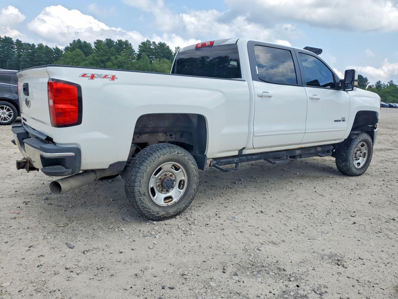 2016 Chevrolet Silverado 2500 Hd 4Wd 6.6L V8 Tdsl - Фото 3