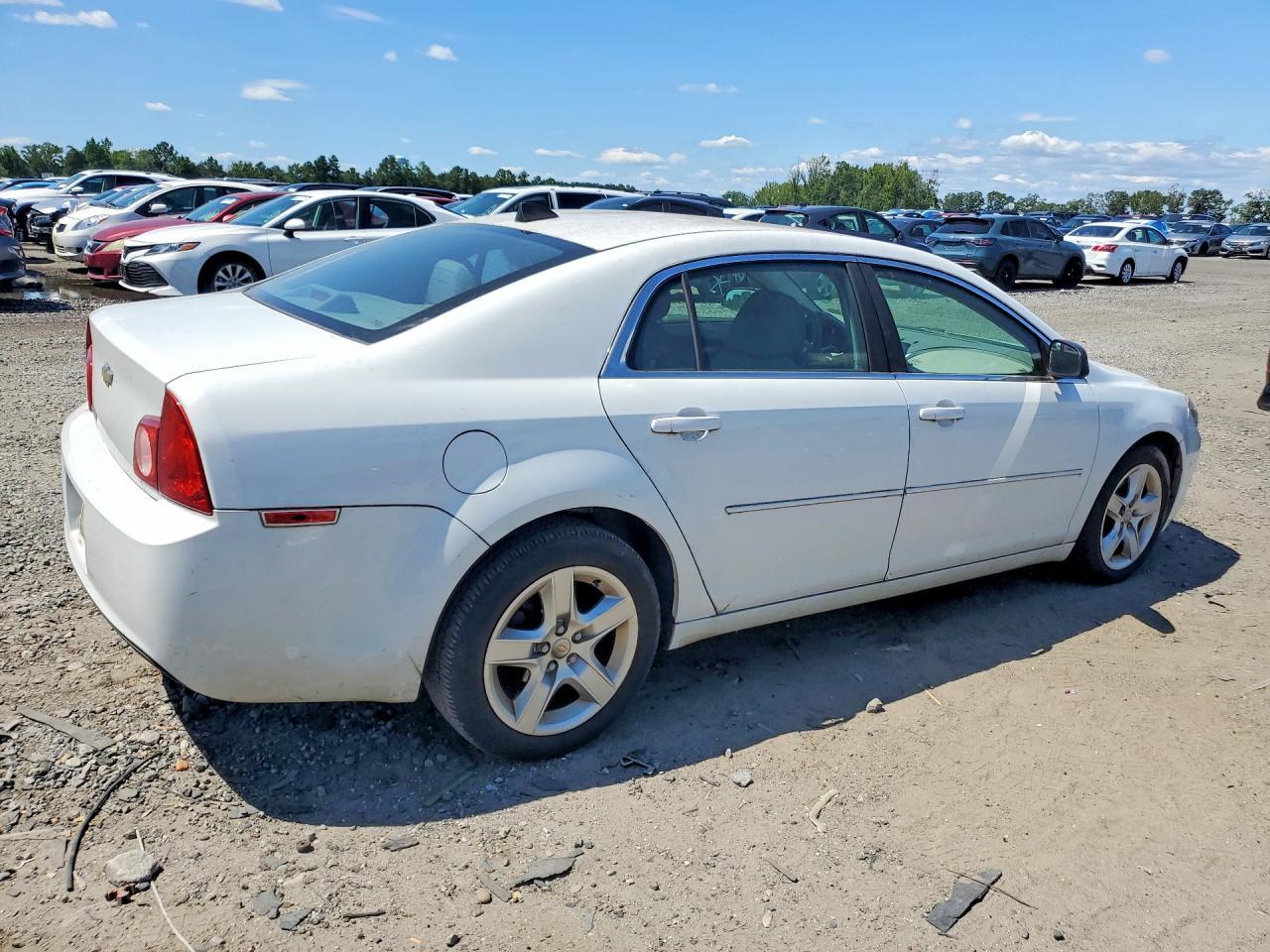 2012 Chevrolet Malibu Ls - Image 3