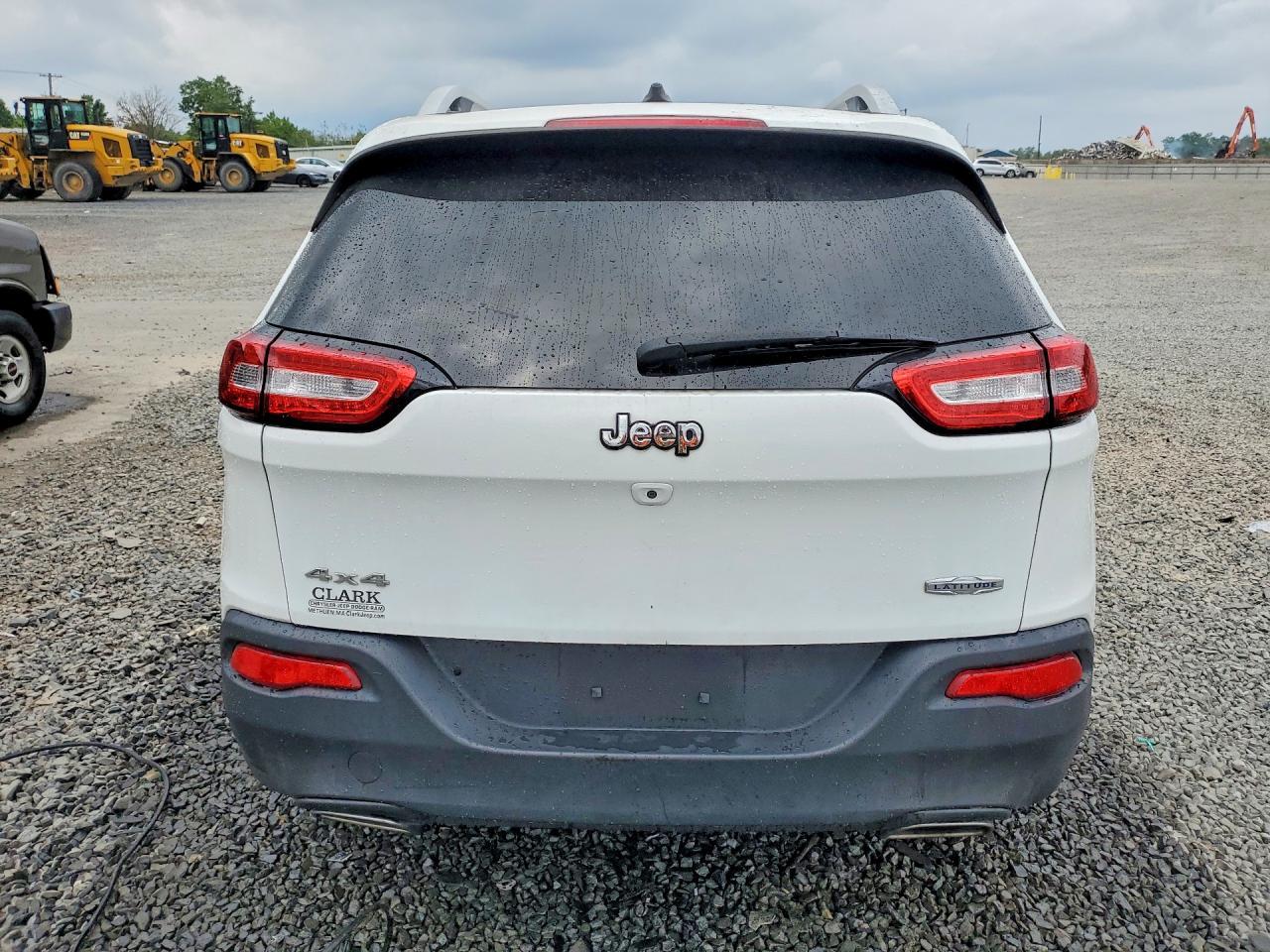 2015 Jeep Cherokee Latitude - Фото 6