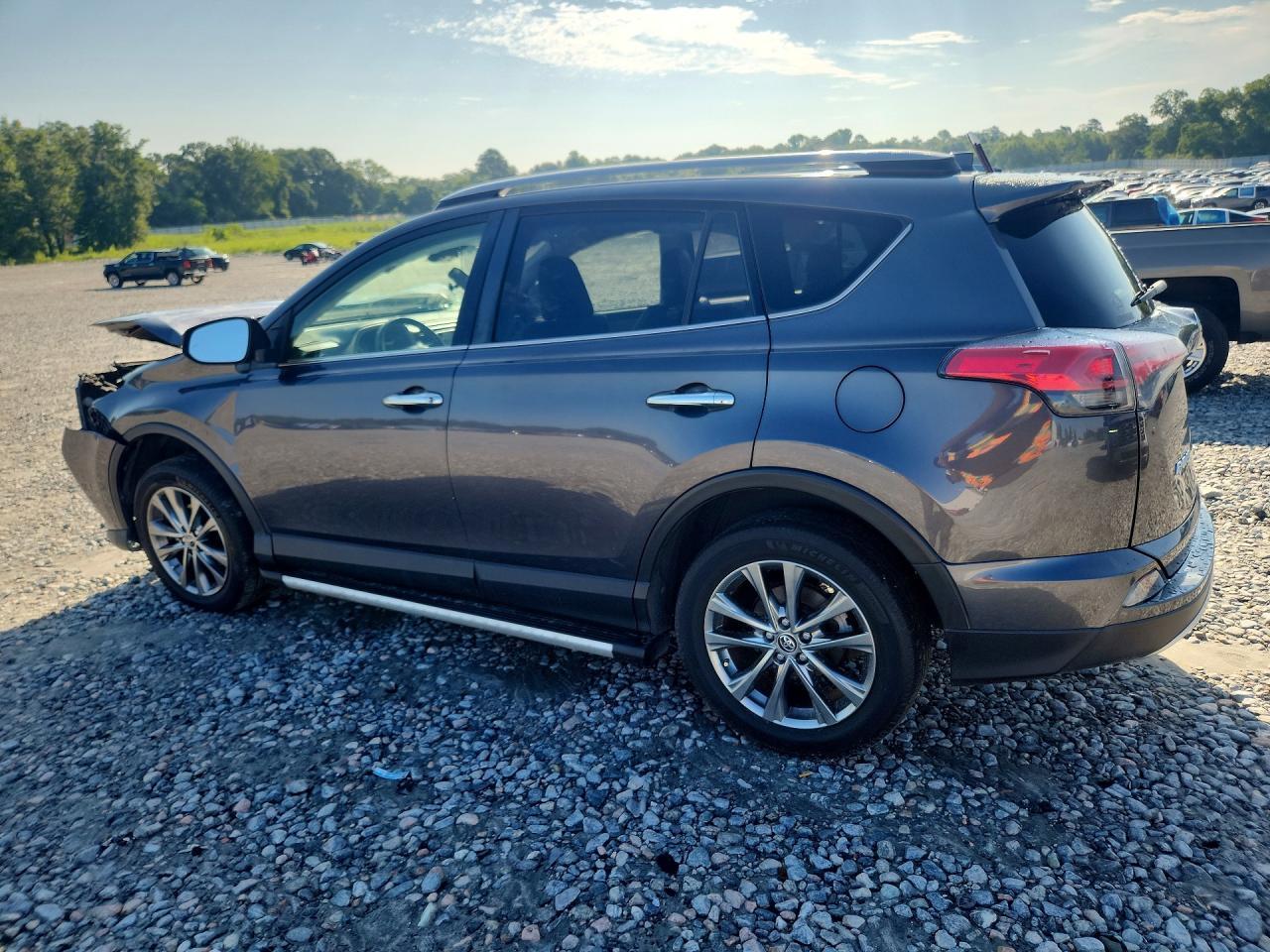 2018 Toyota Rav4 Limited - Фото 2