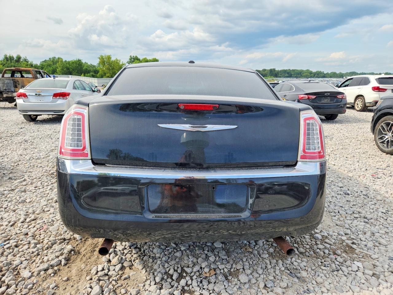 2014 Chrysler 300C - Фото 6