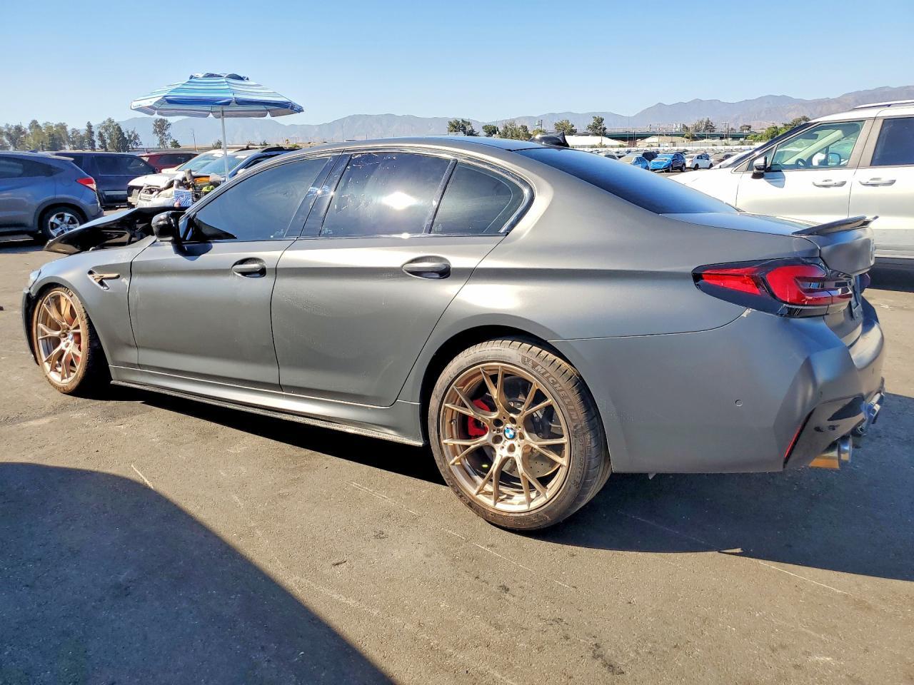2022 BMW M5 Cs - Фото 2