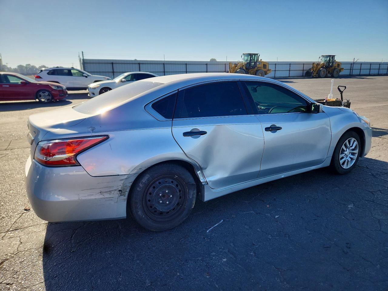 2015 Nissan Altima 2.5 S - Фото 3