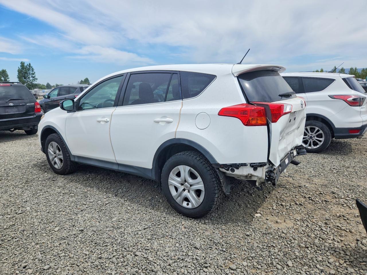 2015 Toyota Rav4 Le - Image 2