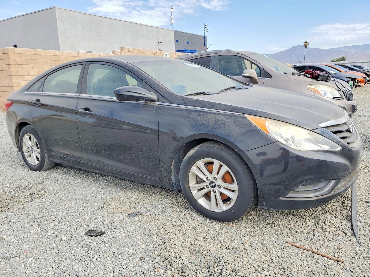 2013 Hyundai Sonata Gls - Image 4
