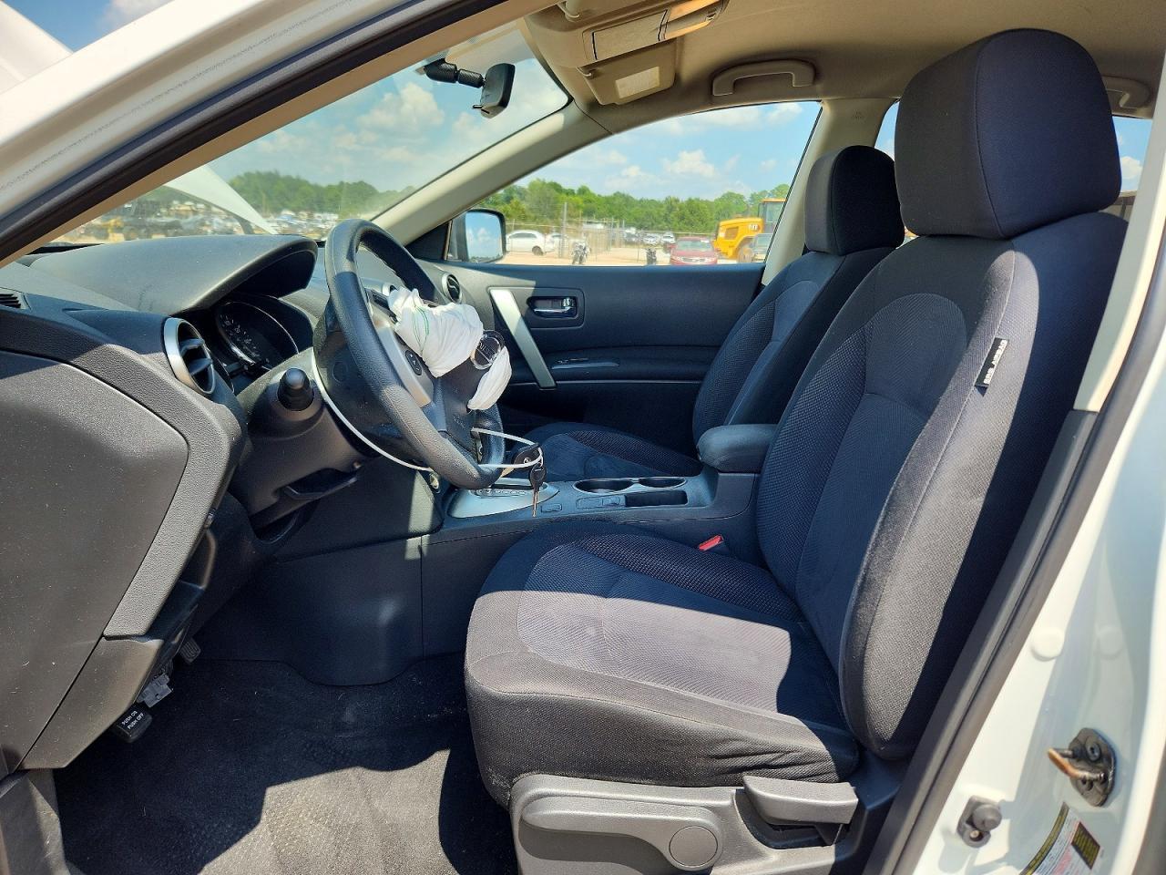 2012 Nissan Rogue S - Image 7