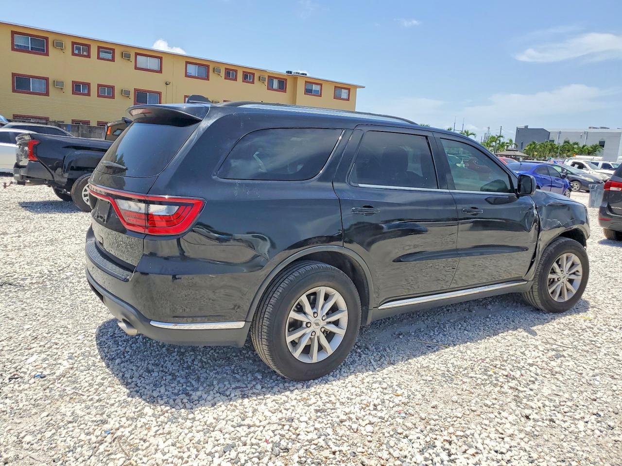 2022 Dodge Durango Sxt - Фото 3