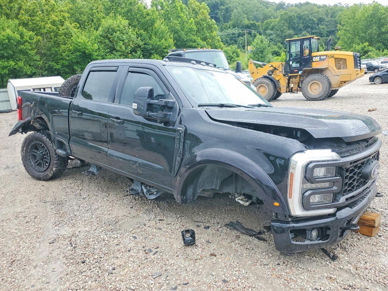 2024 Ford F250 Super Duty - Фото 4