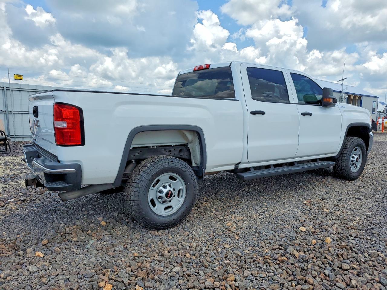 2018 GMC Sierra K2500 Heavy Duty - Фото 3
