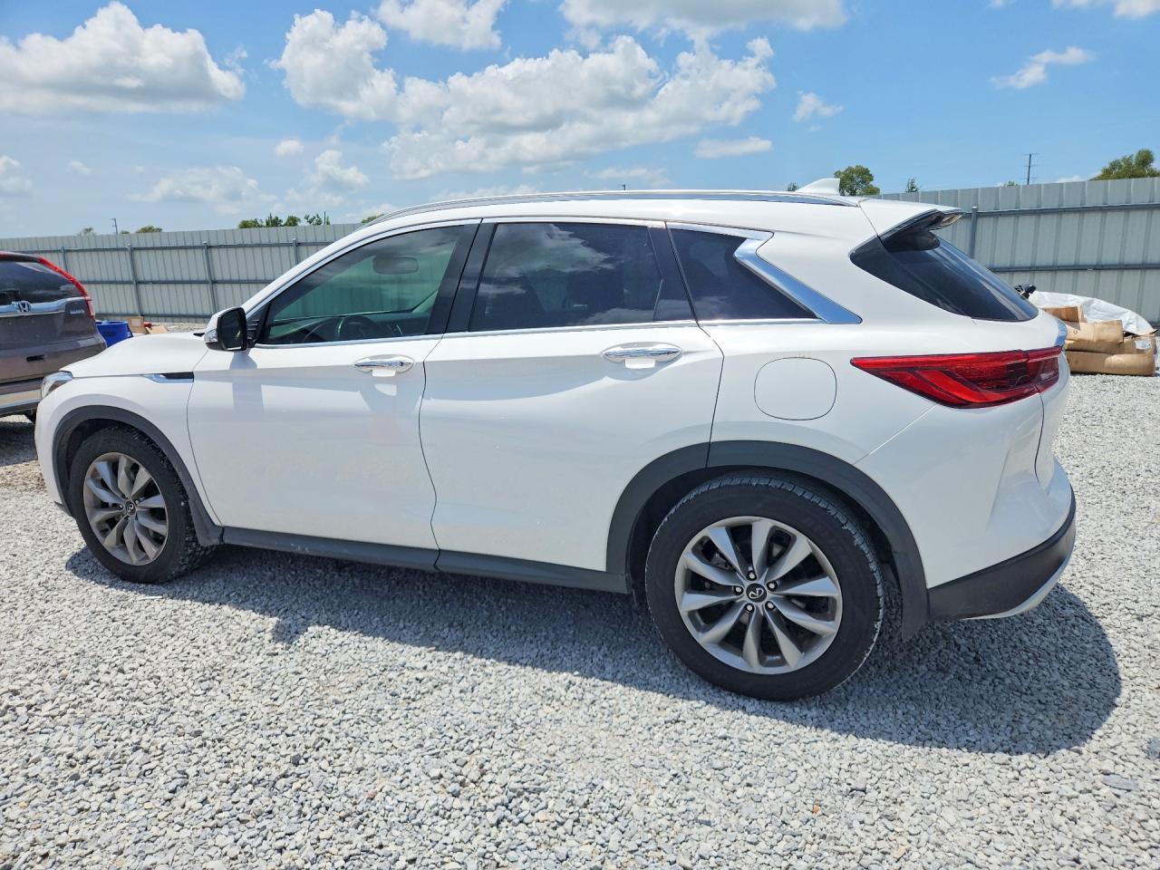 2021 Infiniti Qx50 Luxe - Фото 2