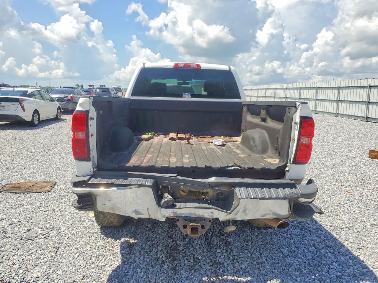 2015 Chevrolet Silverado K2500 Heavy Duty - Фото 6