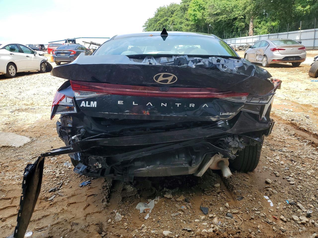 2024 Hyundai Elantra Limited - Фото 6