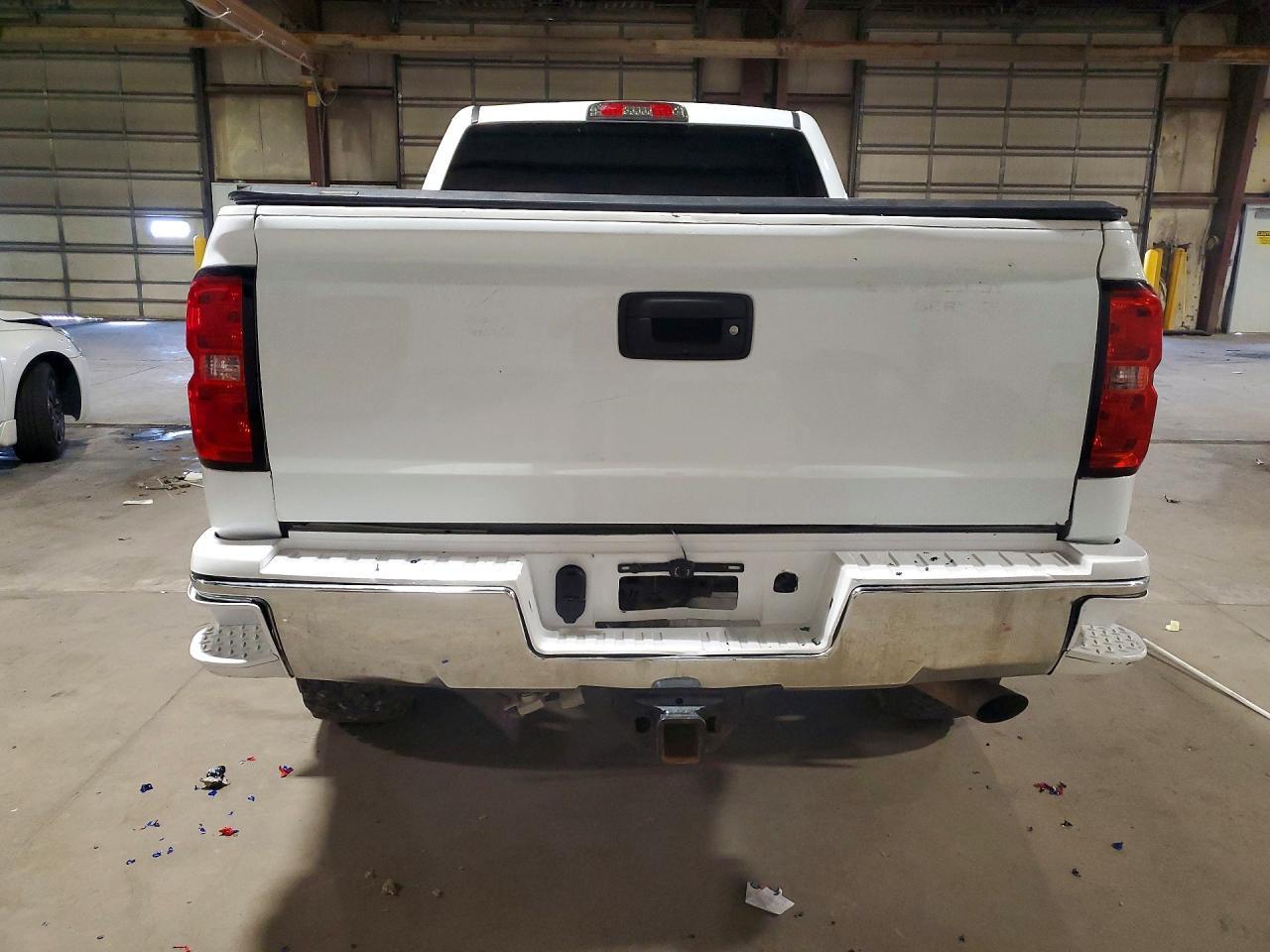 2015 Chevrolet Silverado K2500 Heavy Duty - Image 6