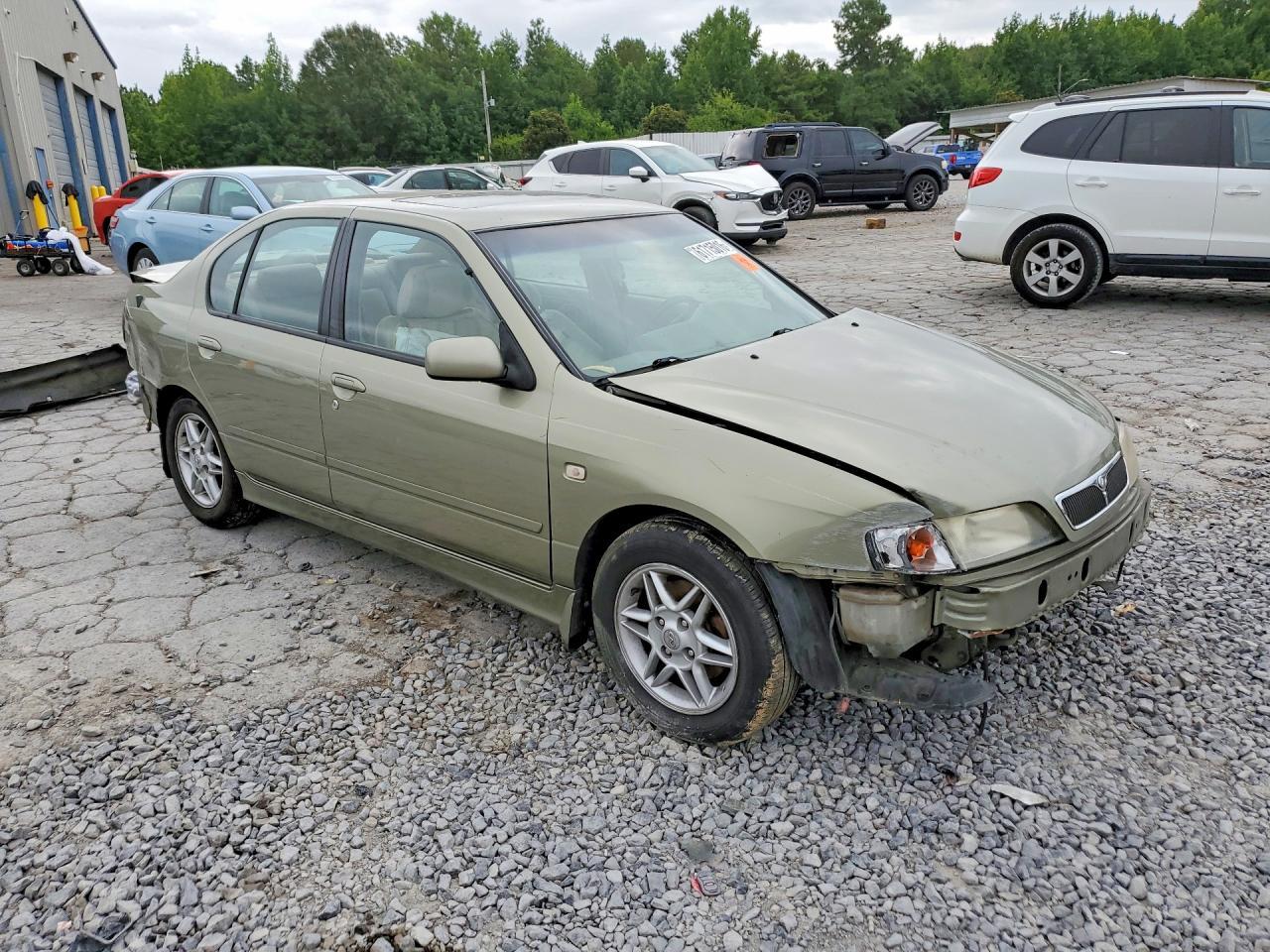 2002 Infiniti G20 Base - Фото 4
