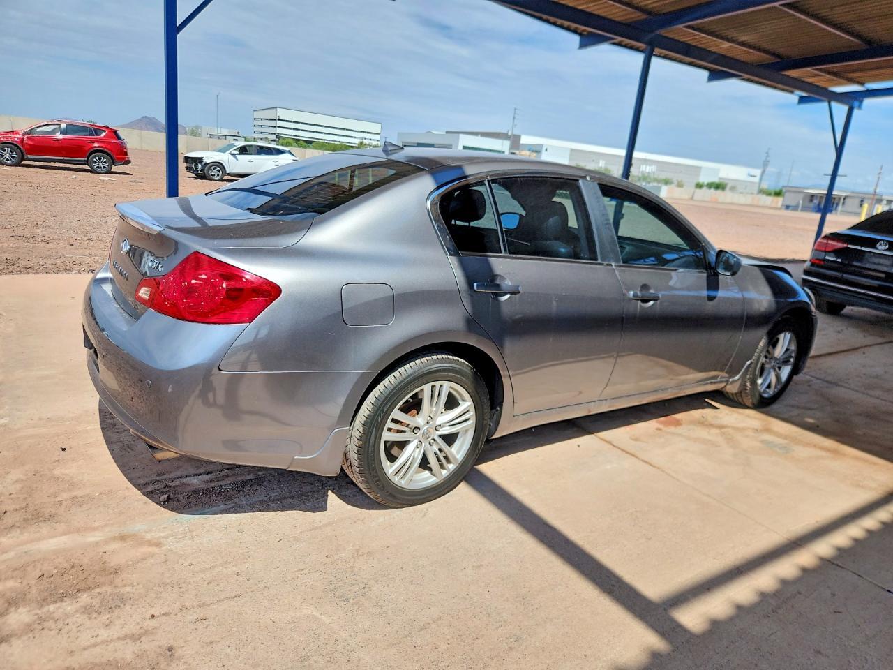2013 Infiniti G37 Sedan X - Фото 3