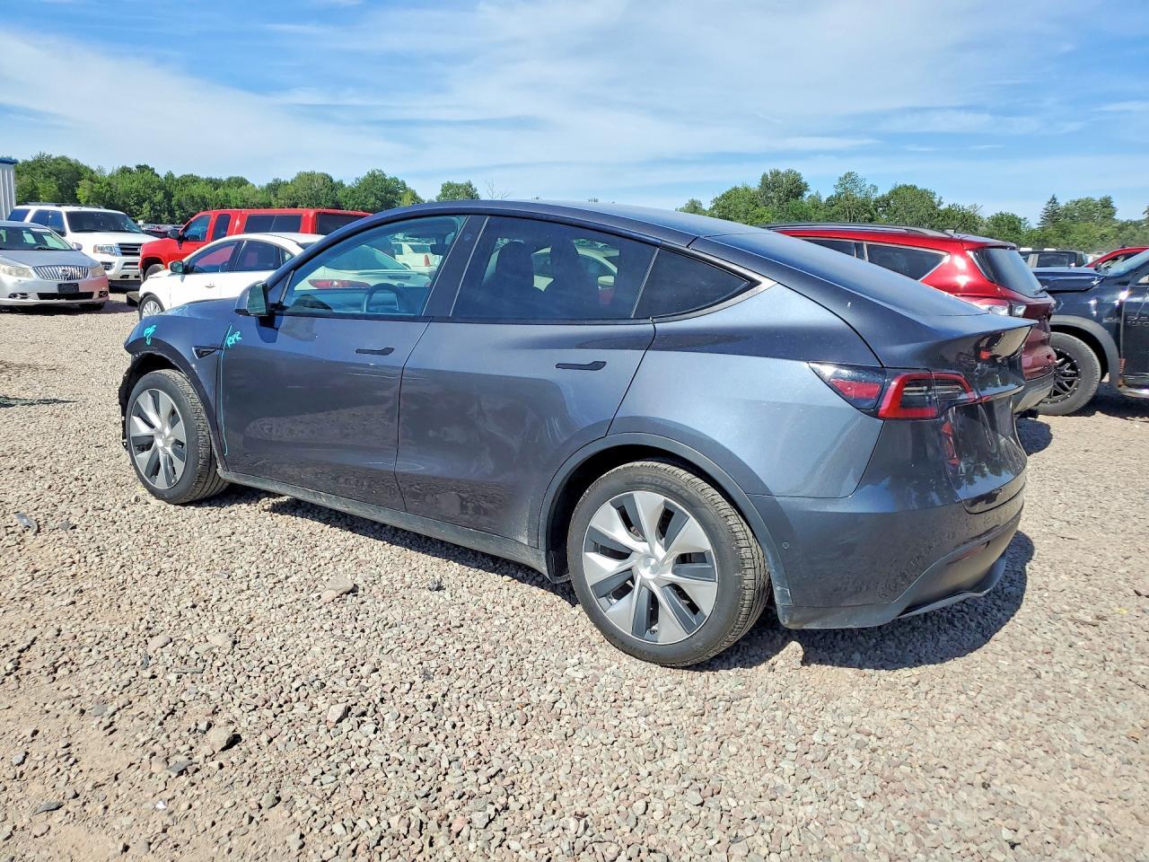 2021 Tesla Model Y - Image 2