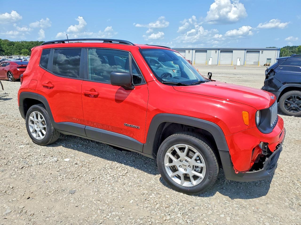 2022 Jeep Renegade Latitude - Фото 4