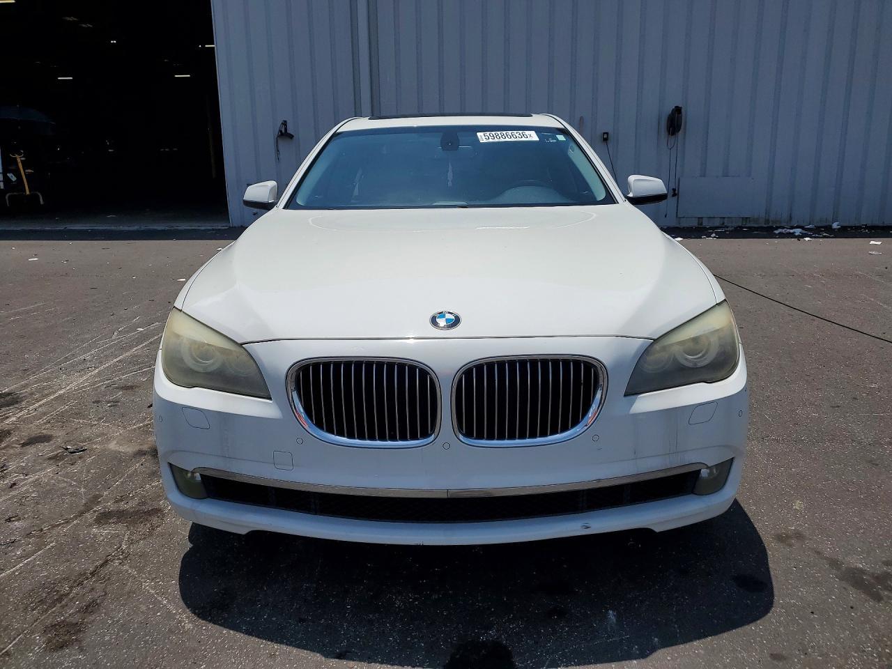 2012 BMW 740 Li - Фото 5