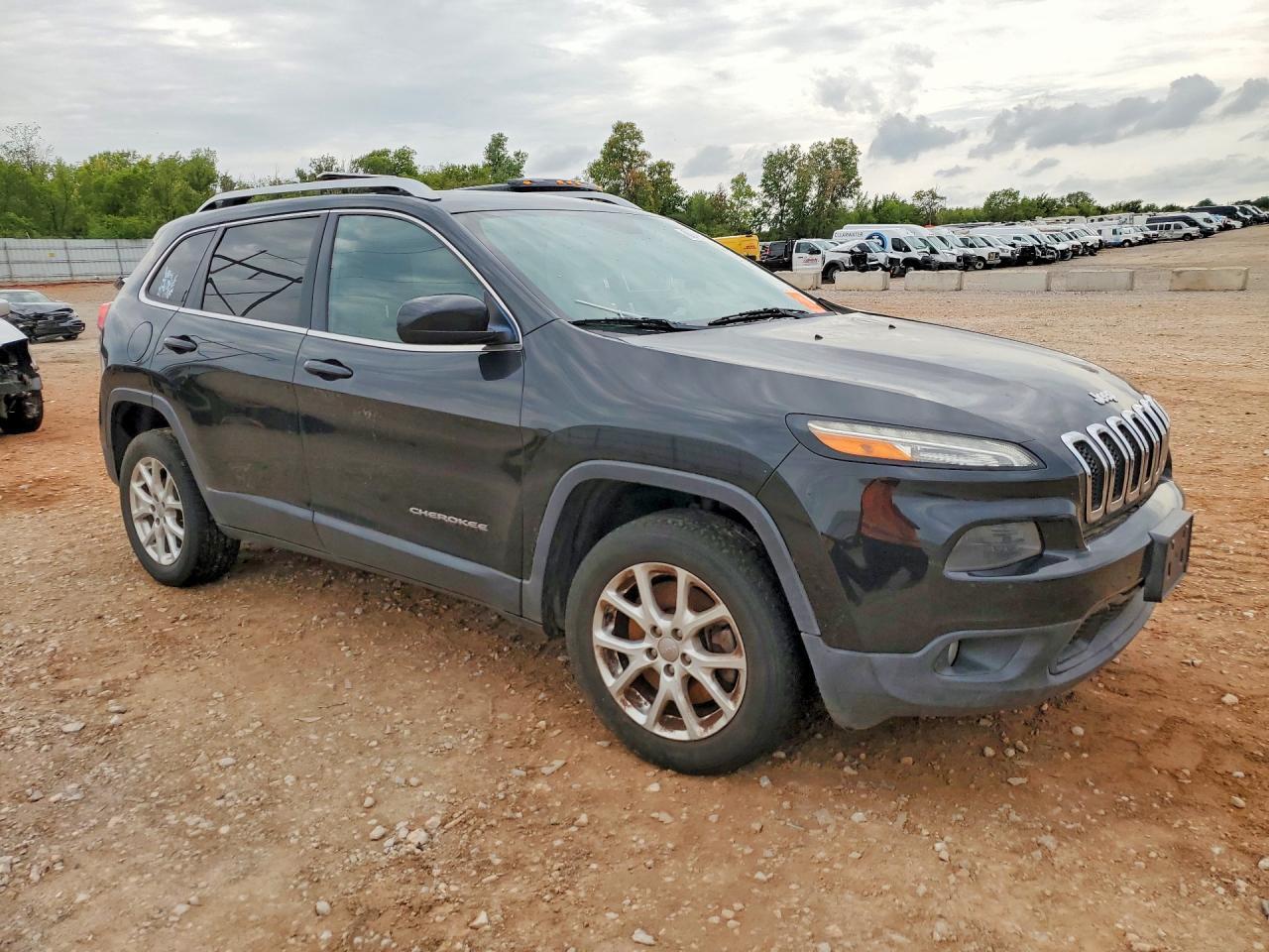 2015 Jeep Cherokee Latitude - Фото 4