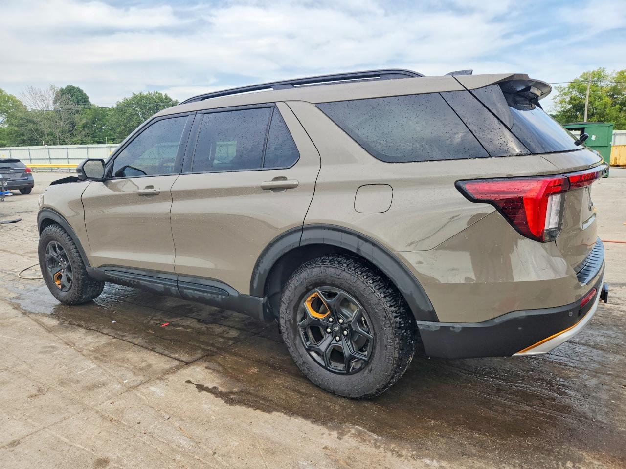 2026 Ford Explorer Tremor - Image 2