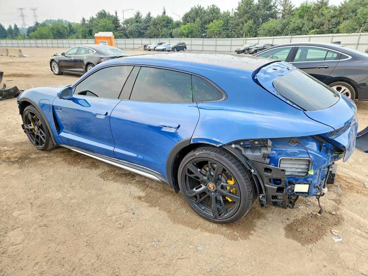 2024 Porsche Taycan Cross Turismo 4 - Фото 2