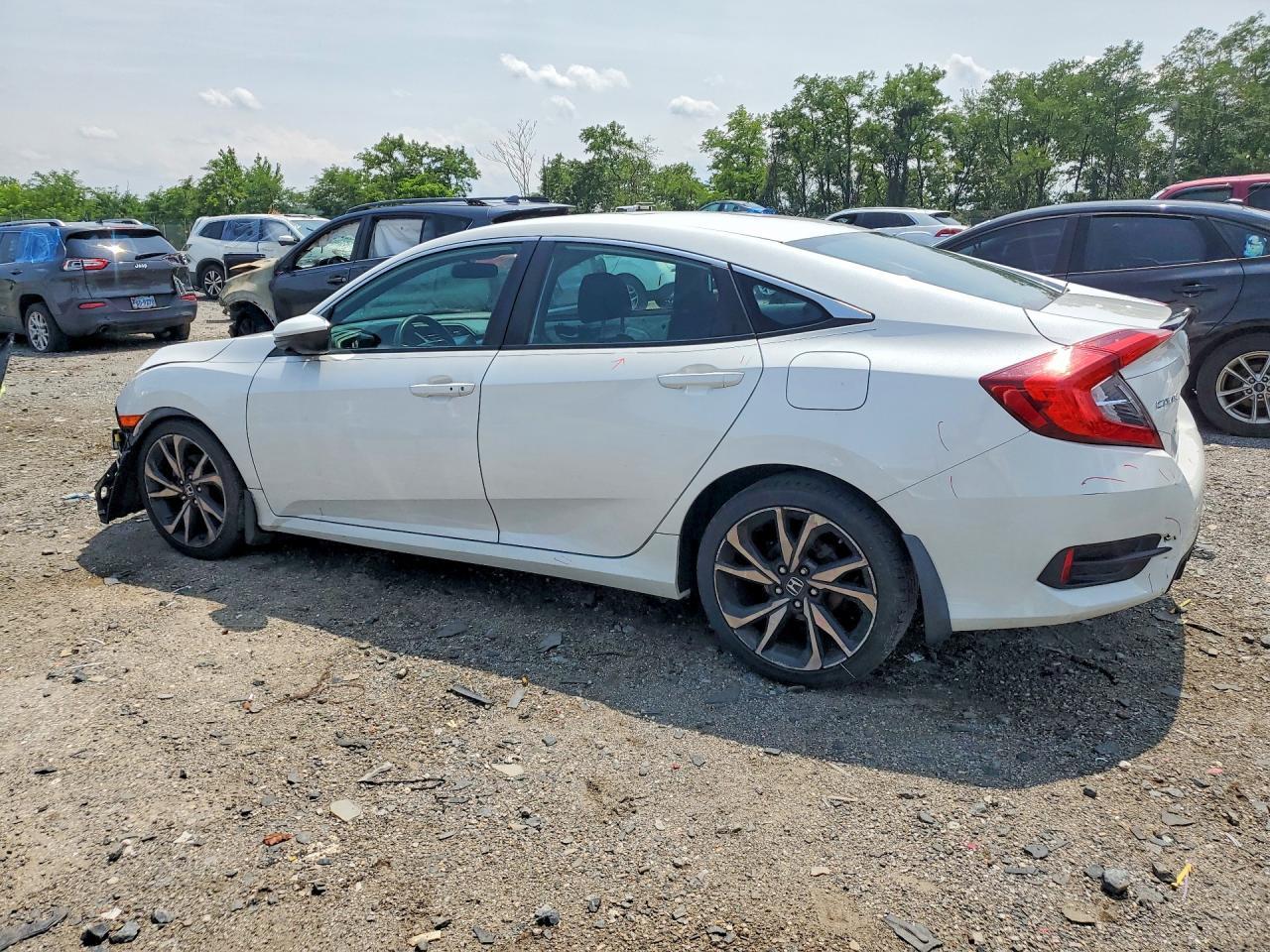 2019 Honda Civic Sport - Image 2