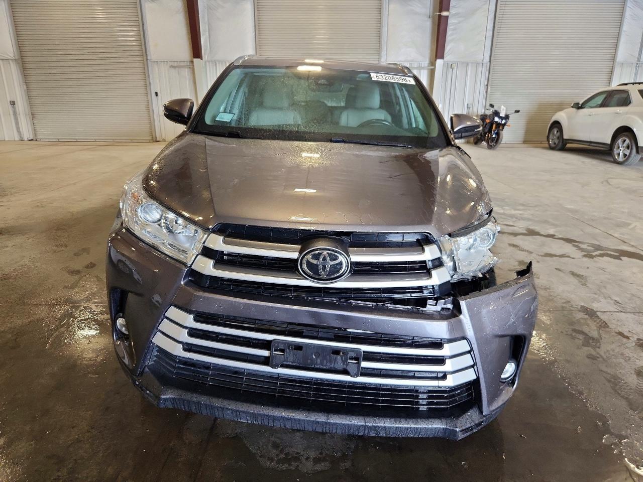 2019 Toyota Highlander Xle - Фото 5