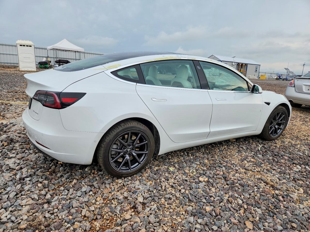 2020 Tesla Model 3 - Image 3