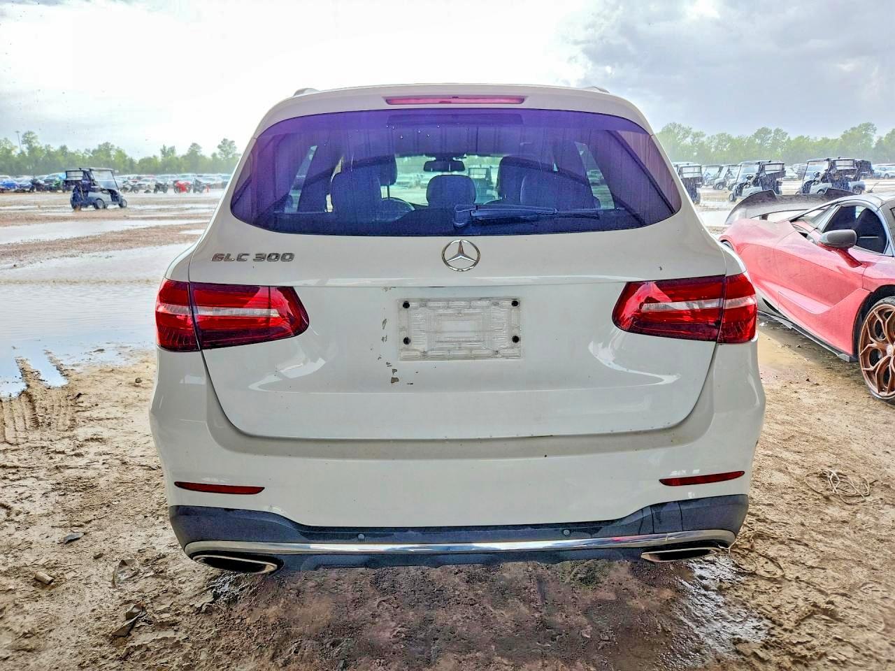 2017 Mercedes-Benz Glc 300 - Фото 6