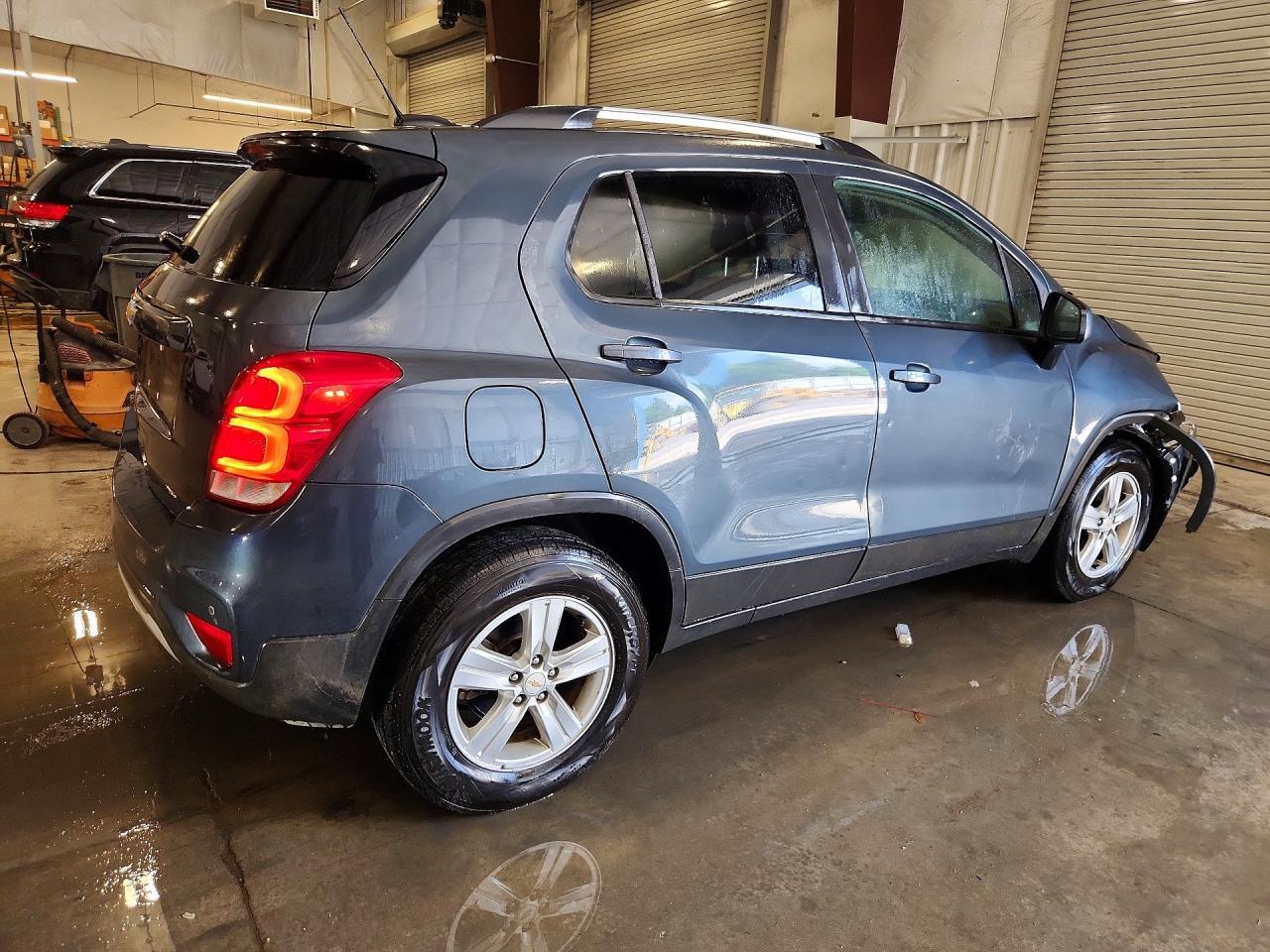 2021 Chevrolet Trax 1Lt - Фото 3
