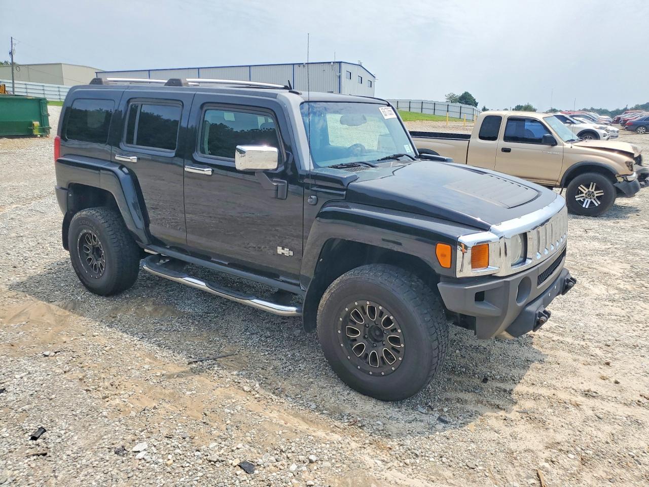 2010 Hummer H3 - Image 4