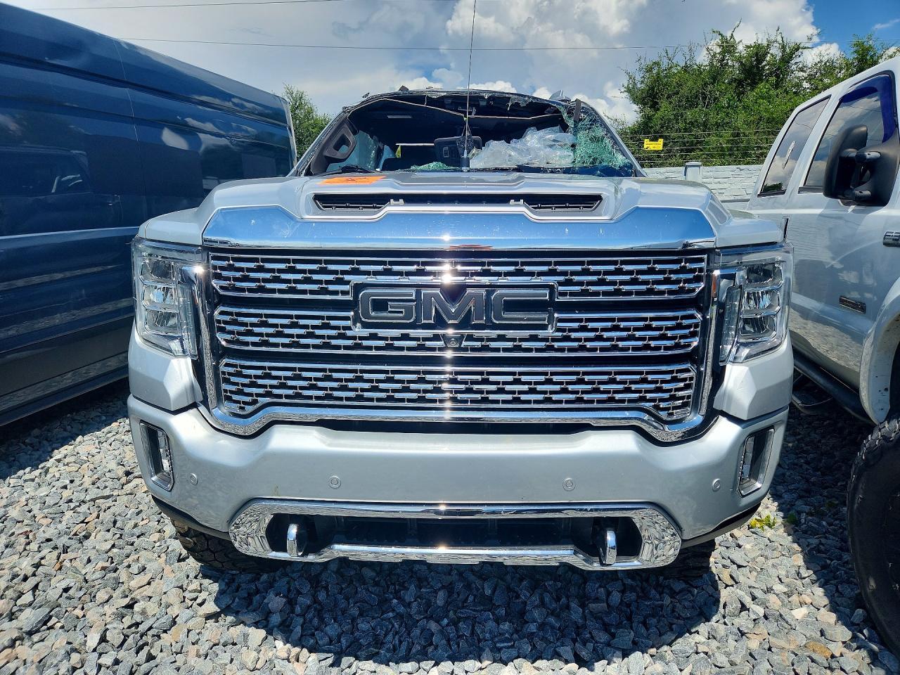 2021 GMC Sierra K2500 Denali - Image 5