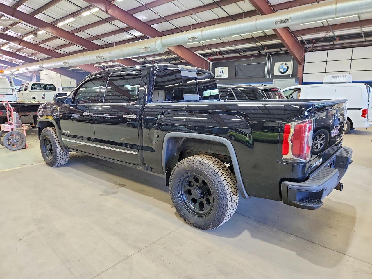 2016 GMC Sierra K1500 Denali - Фото 2