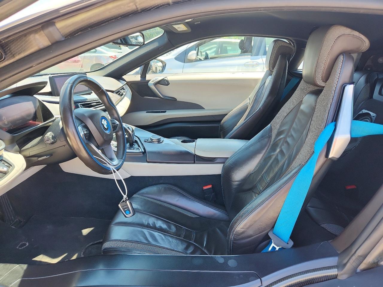 2015 BMW I8 - Image 7